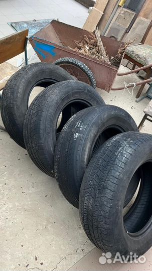 Bridgestone Blizzak DM-V1 225/70 R16