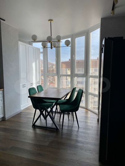 3-к. квартира, 98 м², 10/12 эт.