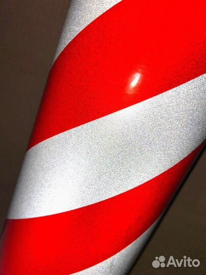 Лента пленка светоотражающая красно белая, клеевая