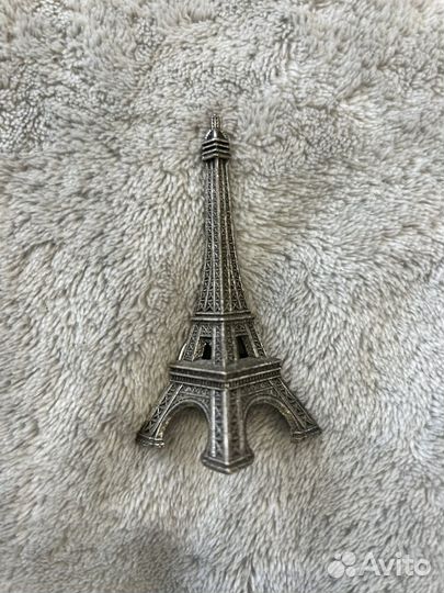 Сувенирные магниты на холодильник из разных стран