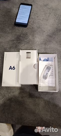 Смартфон Samsung Galaxy A6 2018