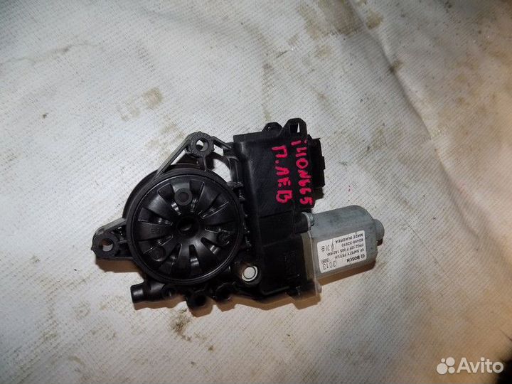 Моторчик стеклоподъемника i40 2011