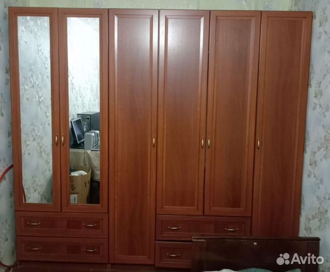 Шкаф для одежды бу