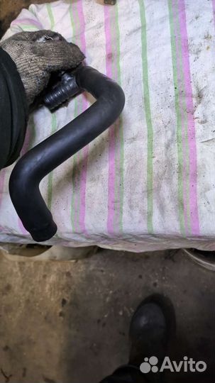 Шланг вентиляции картерных газов Audi 054133999C