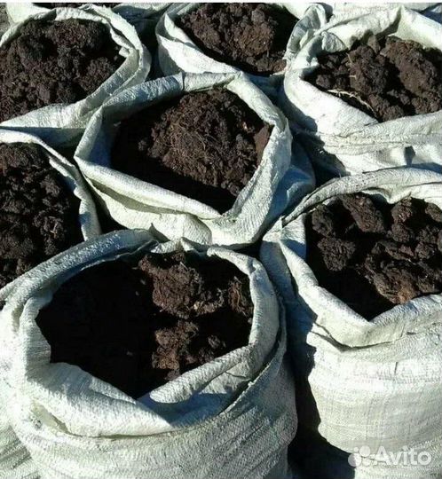Купить навоз чернозём в мешках доставка