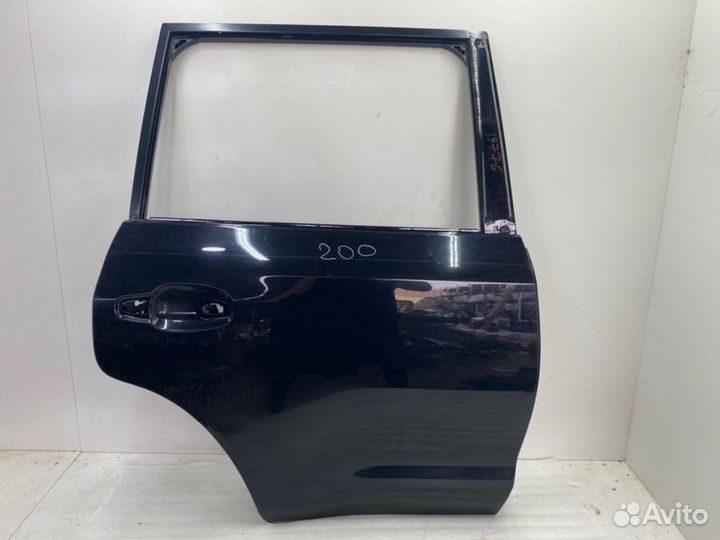 Дверь задняя правая Toyota Land Cruiser 200