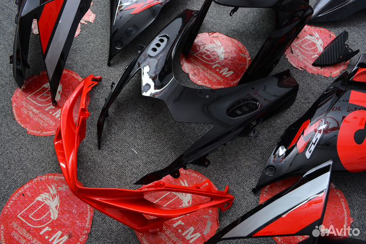 Suzuki пластик gsxr 600 750 L1 11-16