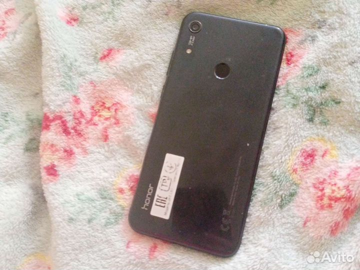 Honor 8a 3/32gb