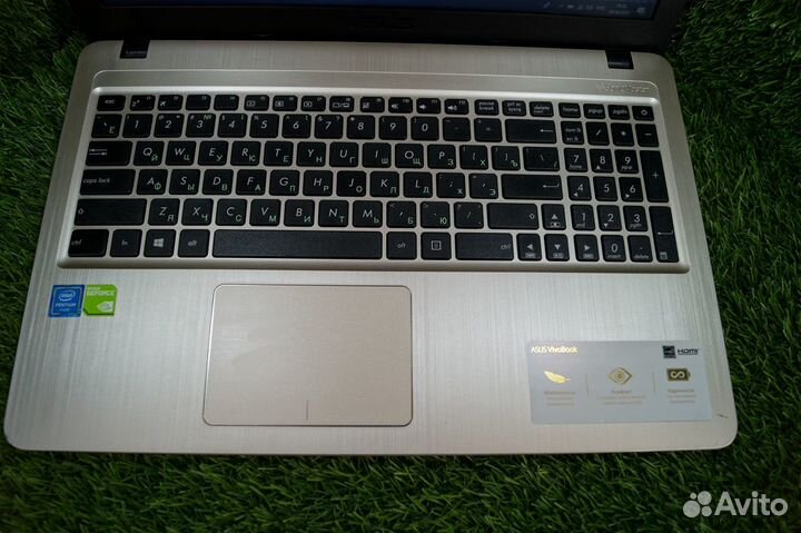 Отличный asus для игр и работы 4 ядра