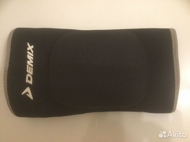 Наколенник Demix XS