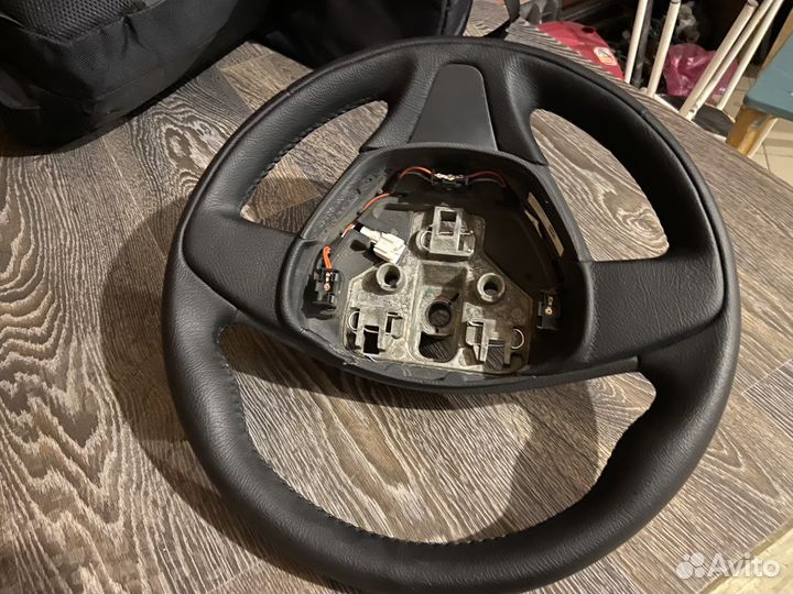 Руль новый Рено Дастер Террано Логан Stepway