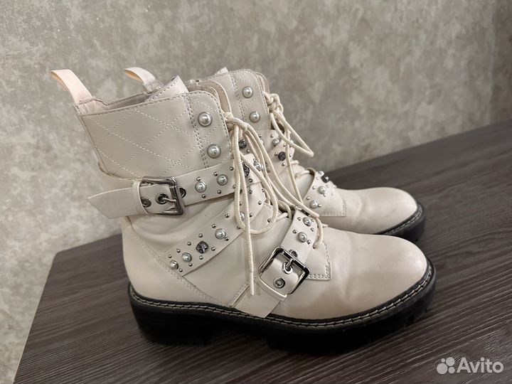 Ботинки stradivarius 37