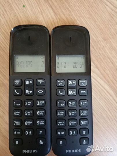 Телефон Philips D130 DUO