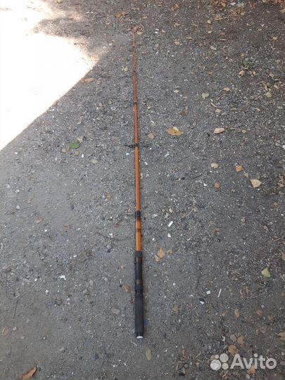 Уделище спининг