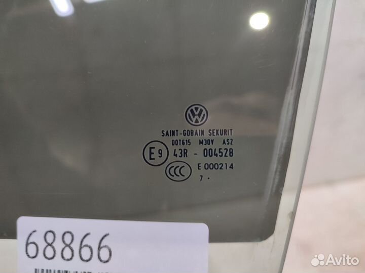 Стекло двери заднее правое Volkswagen Jetta 5 1K