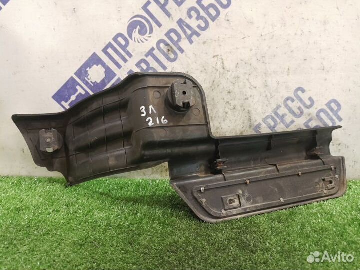 Накладка порога задняя левая Hyundai Terracan