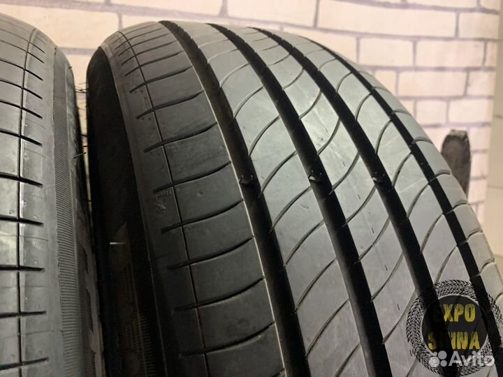 Michelin Primacy 4 235/45 R20