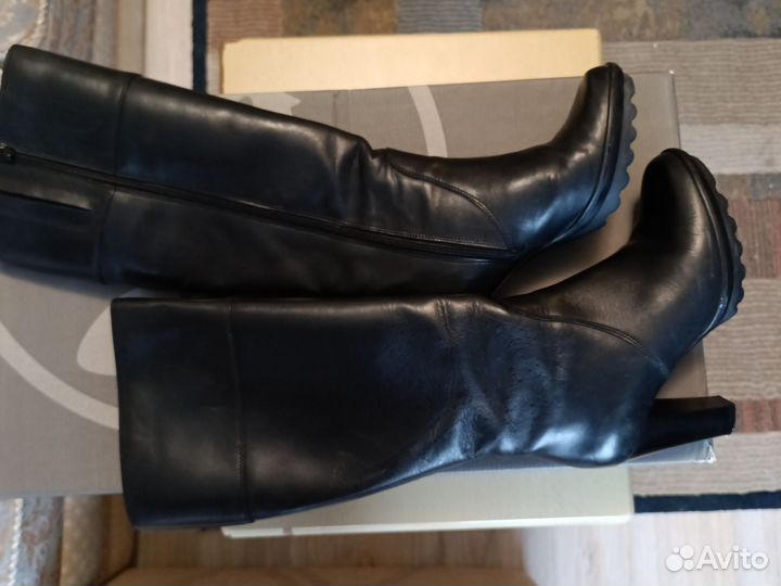Сапоги женские 37 кожаные