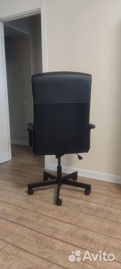 Компьютерное кресло Икея новое