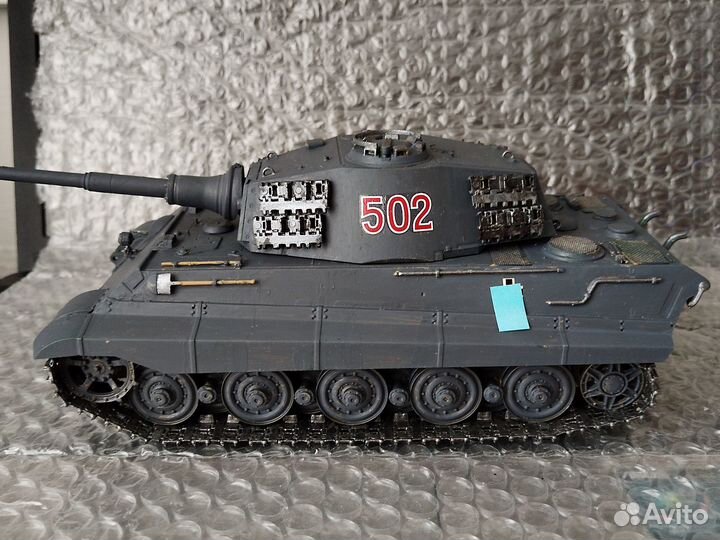 Модель танка Королевский тигр (1:35)