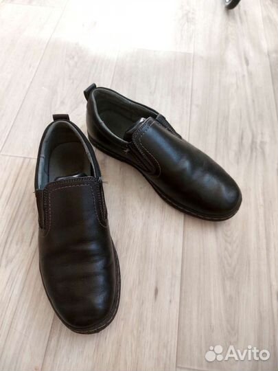 Туфли классические для мальчика 37р