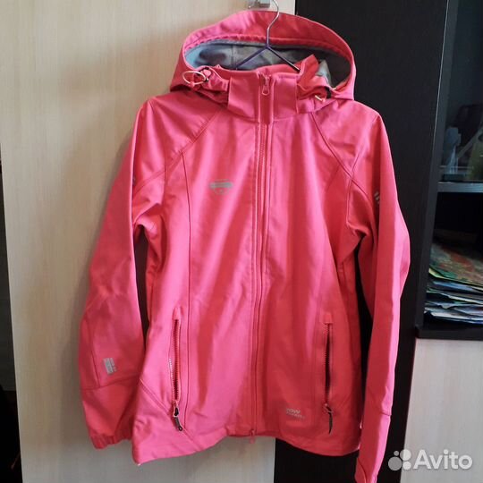 Ветровка р.42 на девочку