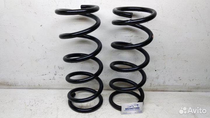 Пружина задняя Nissan Pathfinder R51 4.0 2004