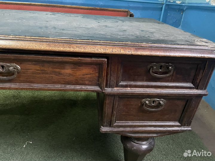 Антикварная мебель из массива