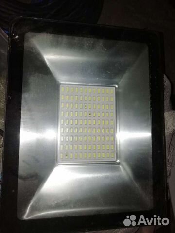 Светодиодный прожектор 100 вт