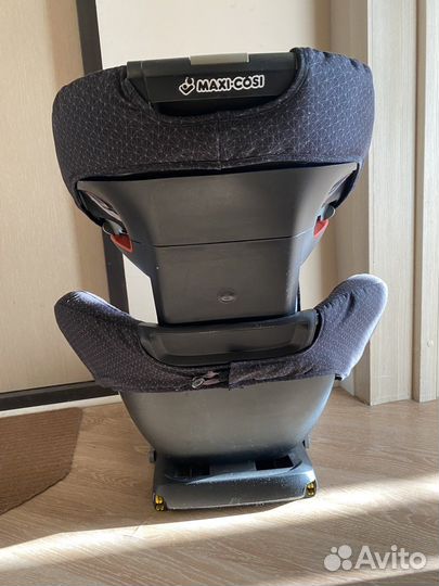 Автокресло Maxi cosi rodifix 3,5-12 лет