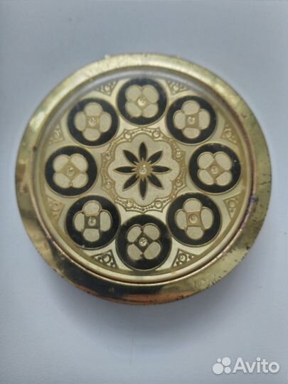 Пудреница СССР