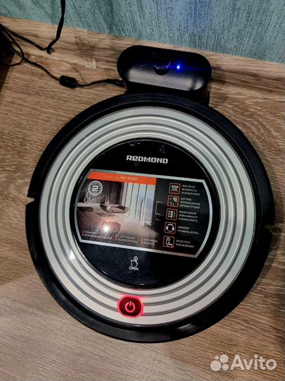 Робот-пылесос redmond rv-r300