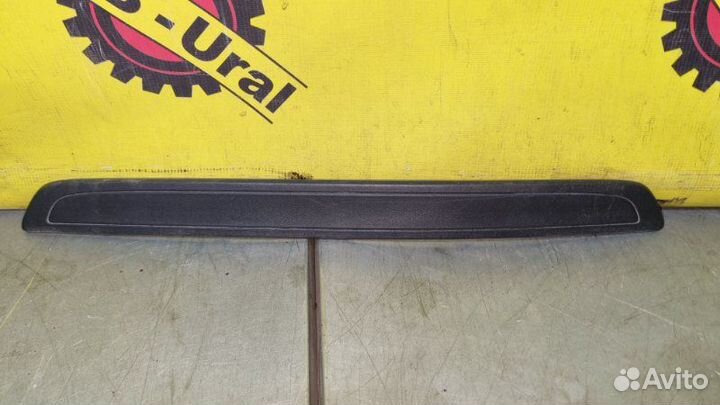 Накладка на порог салона передняя Toyota Corolla