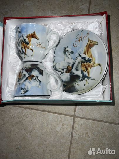 Подарочный набор посуды