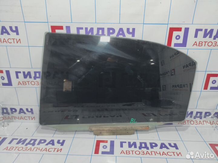Стекло двери задней левой Toyota Corolla (E120) 68