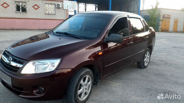 LADA Granta 1.6 МТ, 2012, 180 000 км