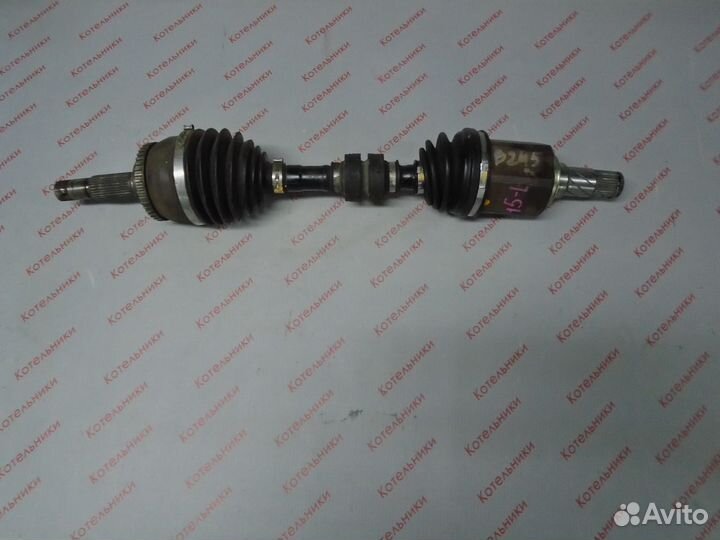 Nissan 39101-AV611 Вал приводной левый