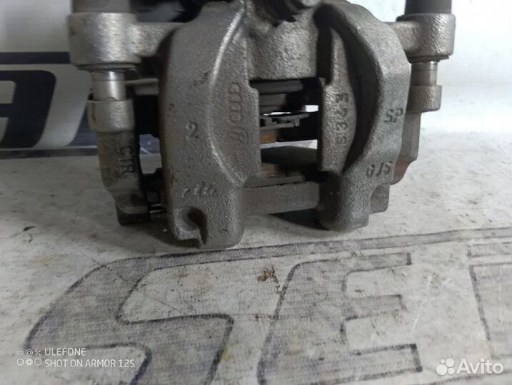 Суппорт задний правый Volkswagen Passat B8 1.4 CZE