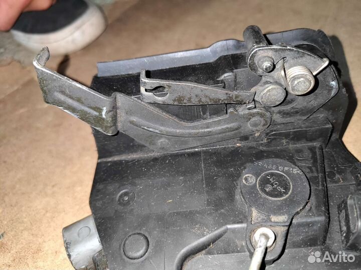 Замок двери bmw e46 купе