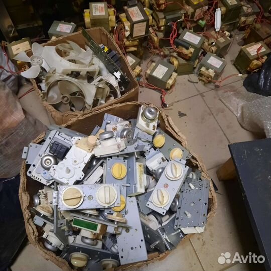 Запчасти к микроволновой печи оригинальные