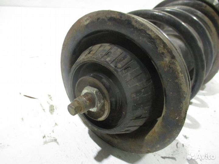 Амортизатор передний