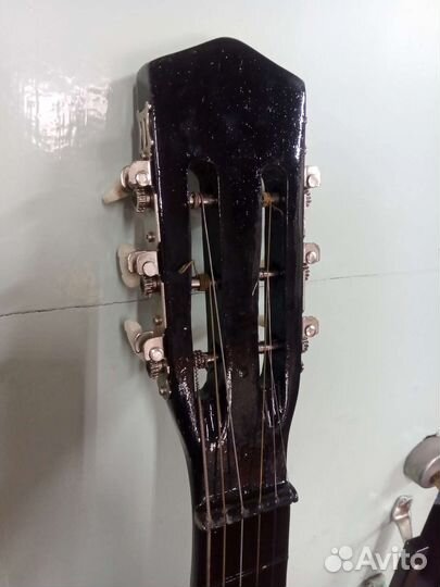 Акустическая гитара б/у
