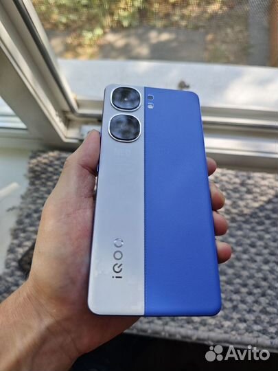 vivo iQOO Neo9S Pro+, 12/256 ГБ