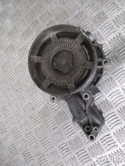 Помпа renault 21648716