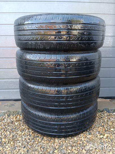 Dunlop Grandtrek AT1 225/65 R17