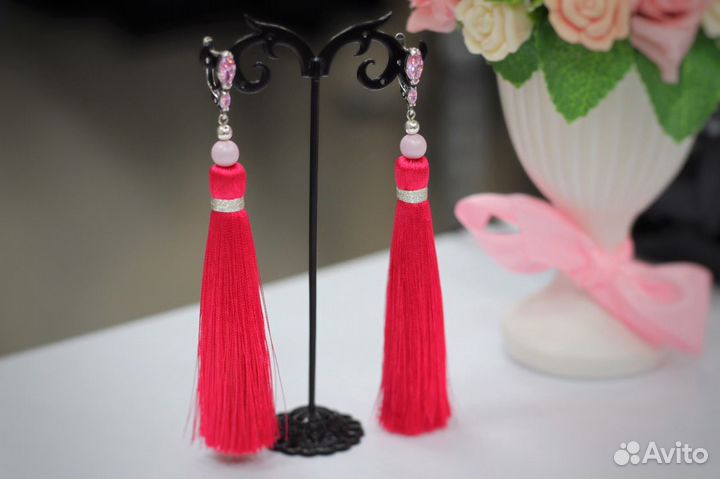 Серьги кисти шелковые новые