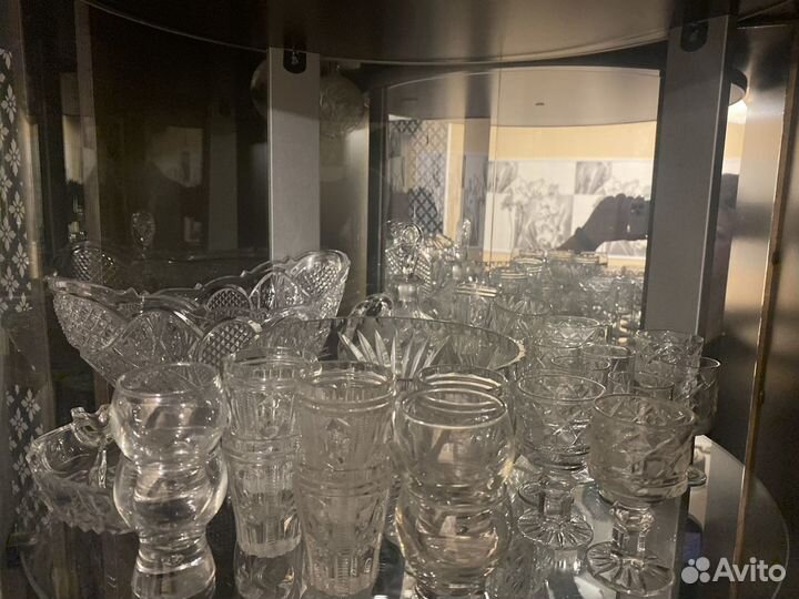 Хрустальные вазы, конфетницы, фужеры