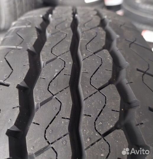 Maxxis Vansmart MCV3+ 215/70 R16C