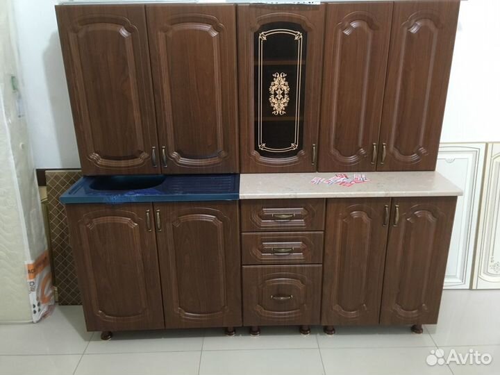 Кухонная мебель готовая и на заказ