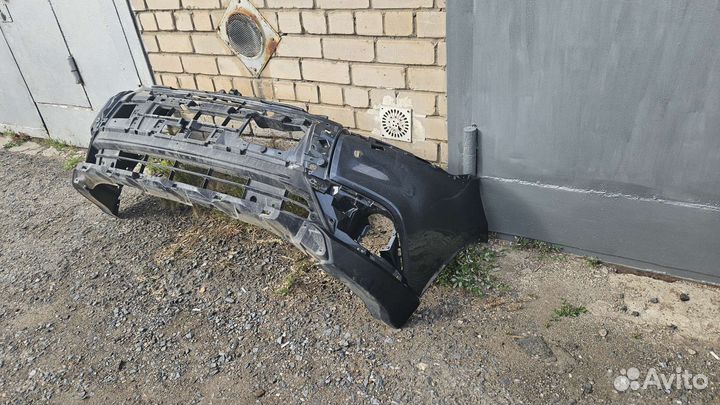 Бампер передний Mitsubishi Outlander